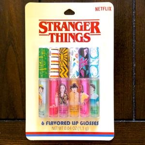 STRANGER THINGS NWT lip gloss set